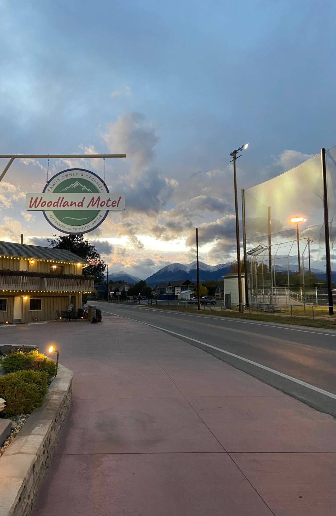 Woodland Motel Salida Exterior photo